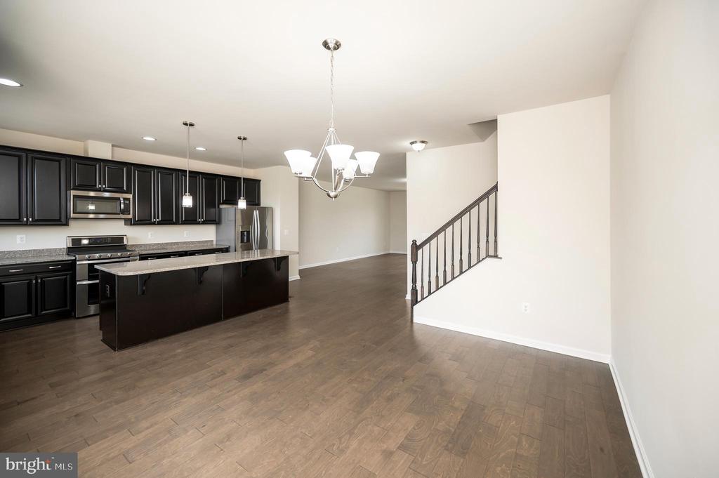 505 DEVILWOOD WAY