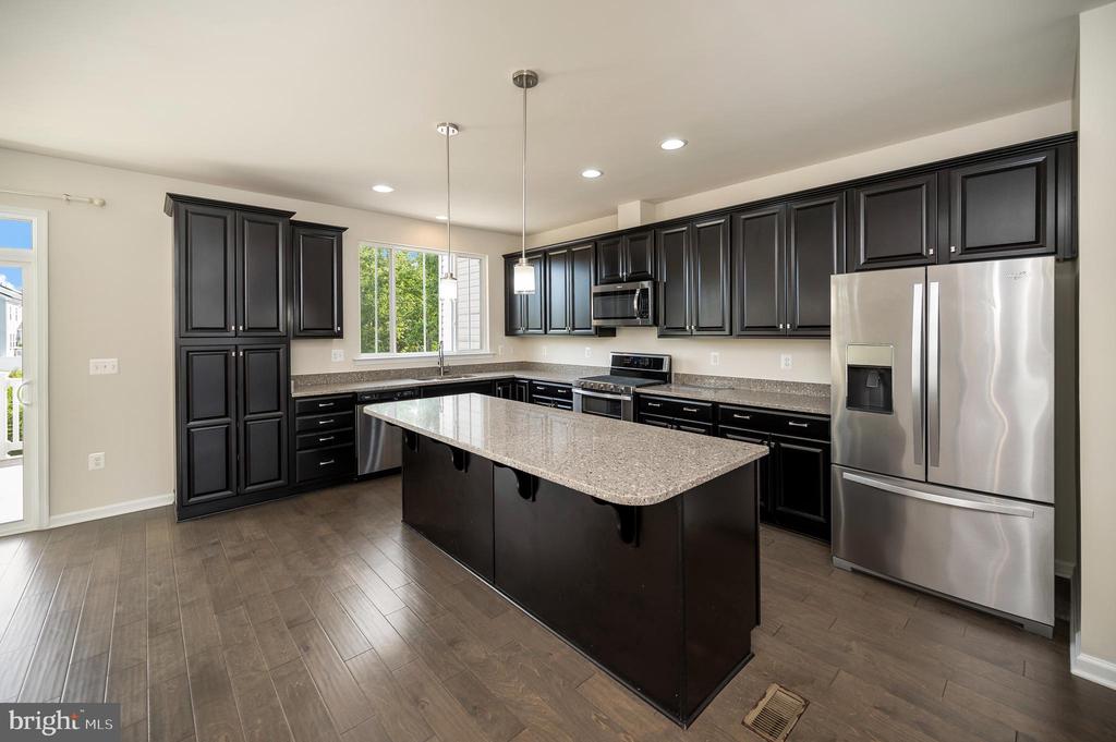 505 DEVILWOOD WAY