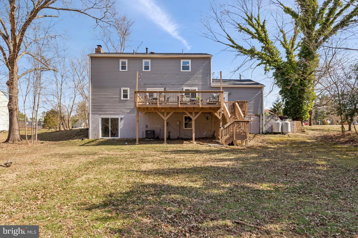 10 Lake View Ter