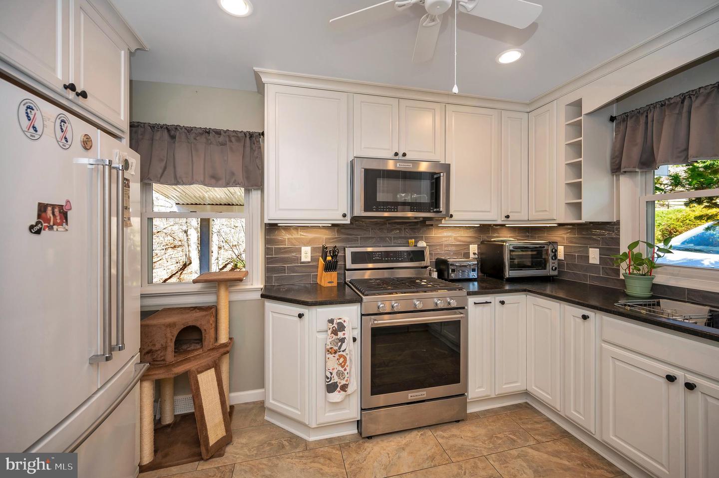 20 Ridgemore Cir