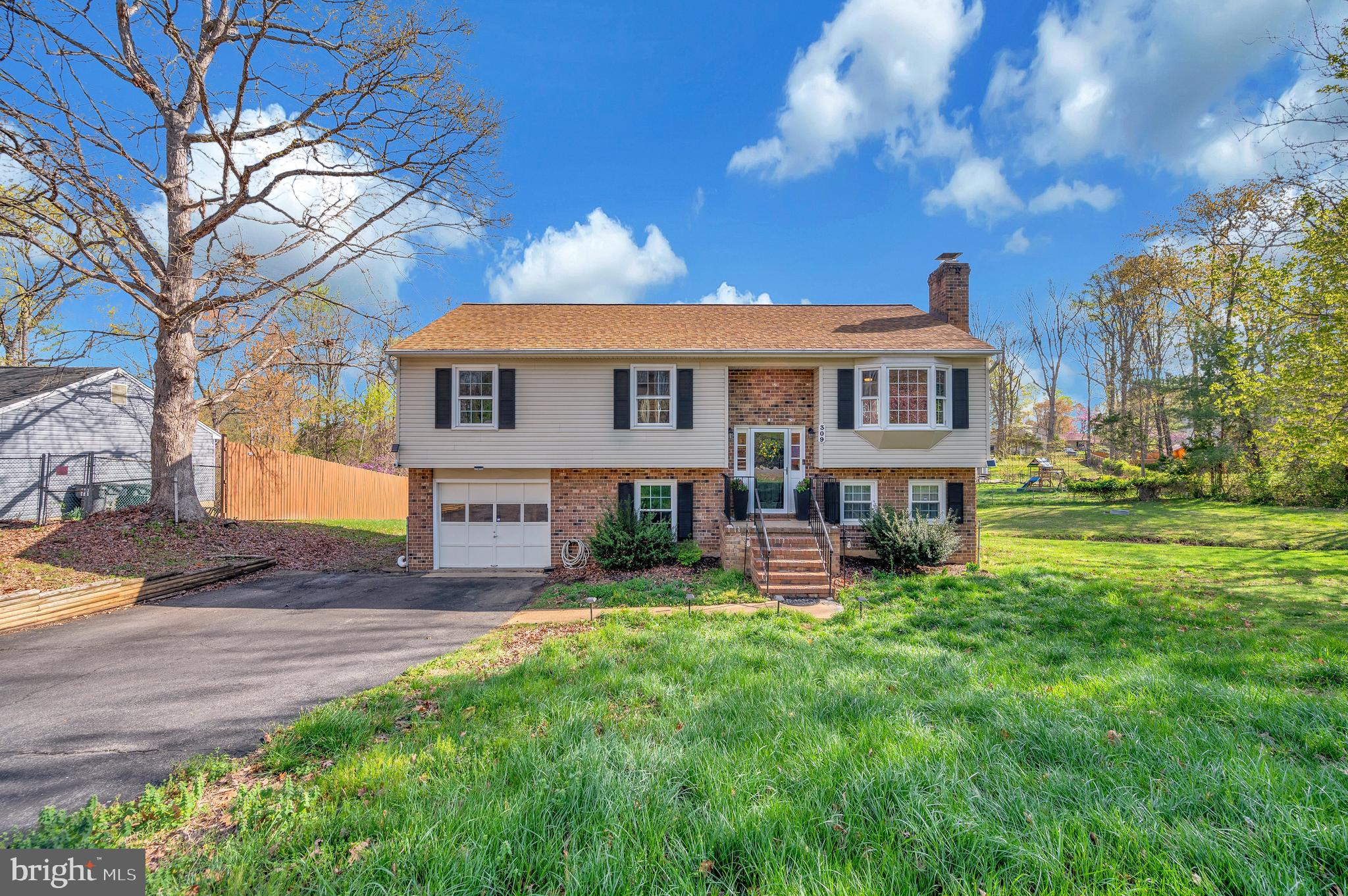 309 Huckstep Ave