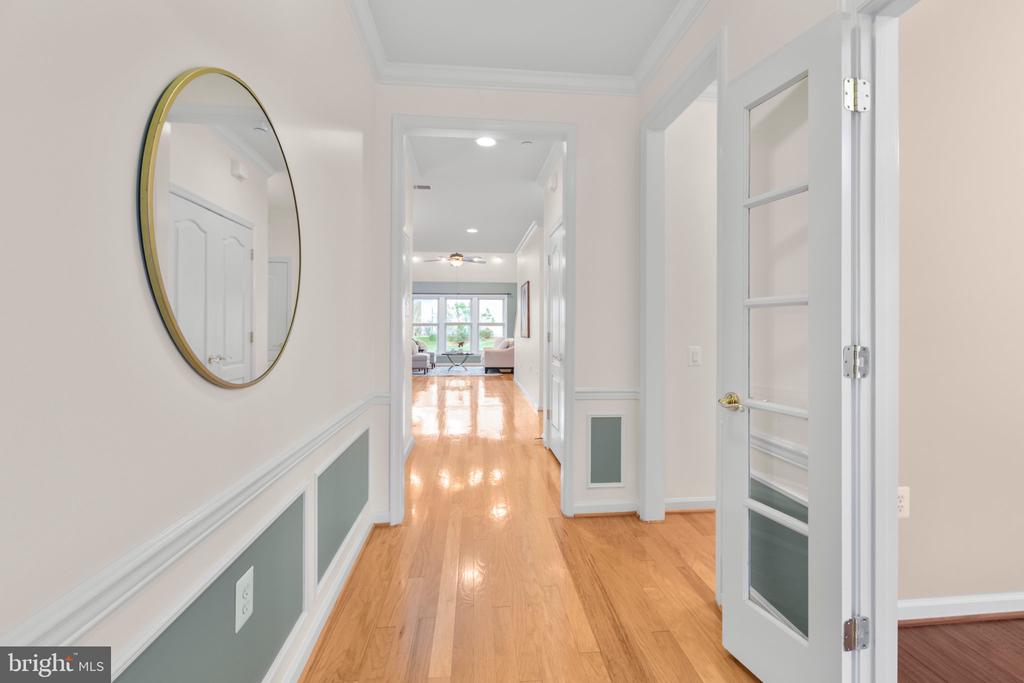 2 Carson Dr
