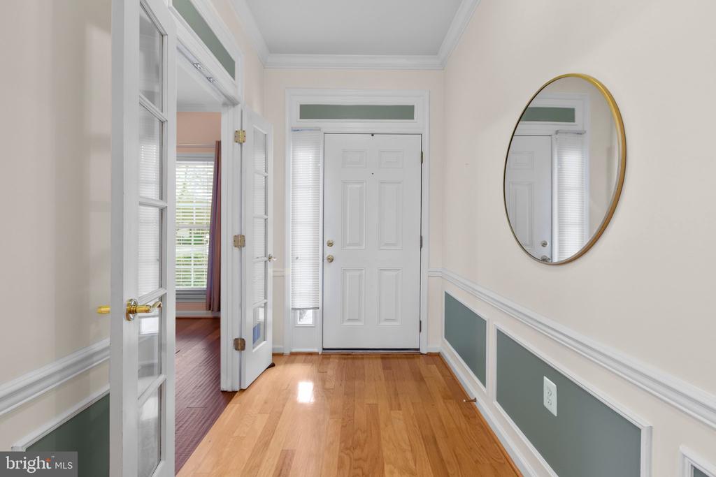 2 Carson Dr