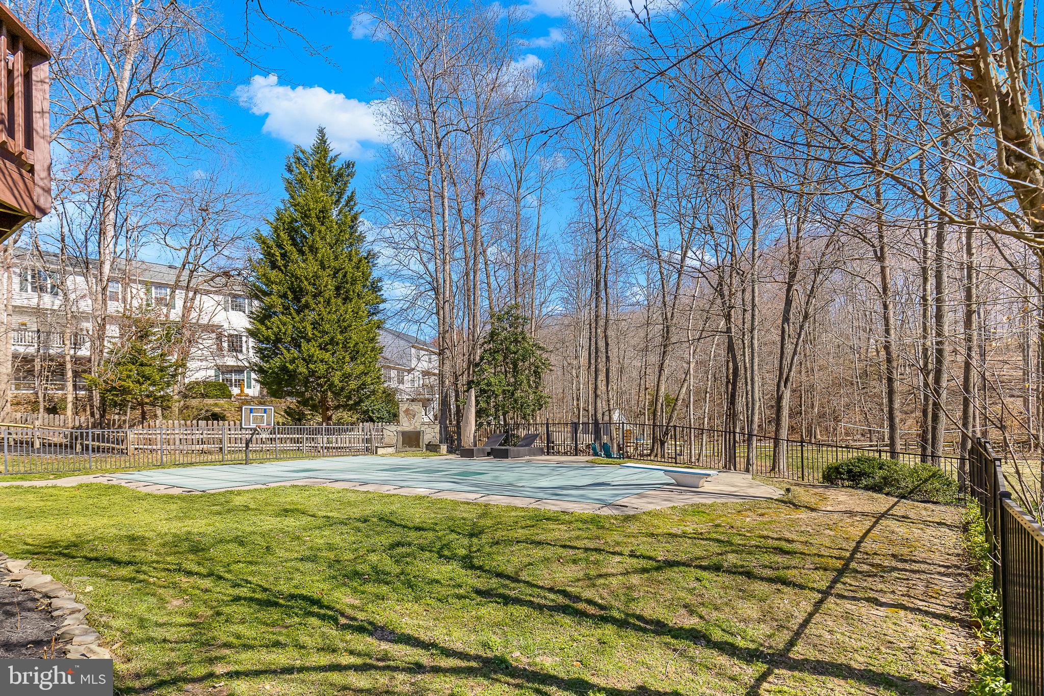 63 Blossom Wood Ct