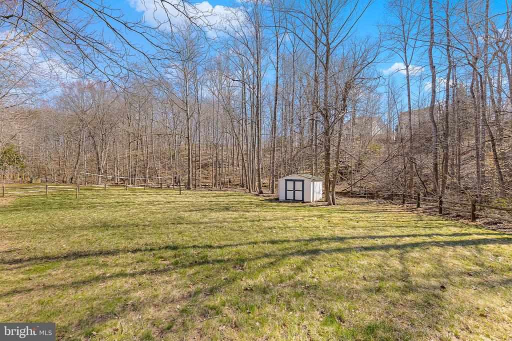 63 Blossom Wood Ct