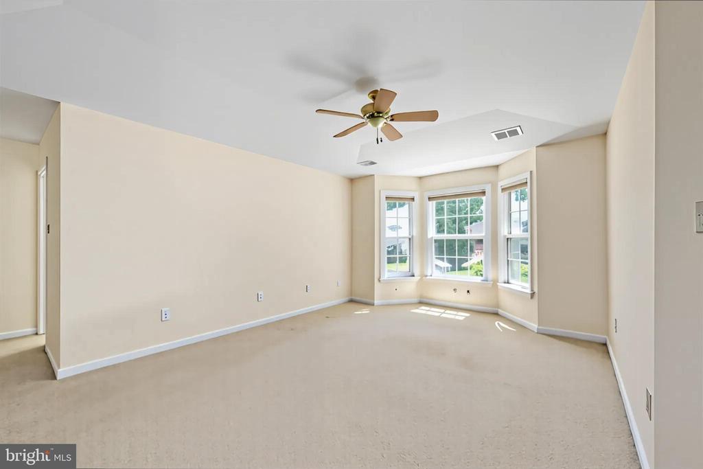 11 Ashbrook Rd