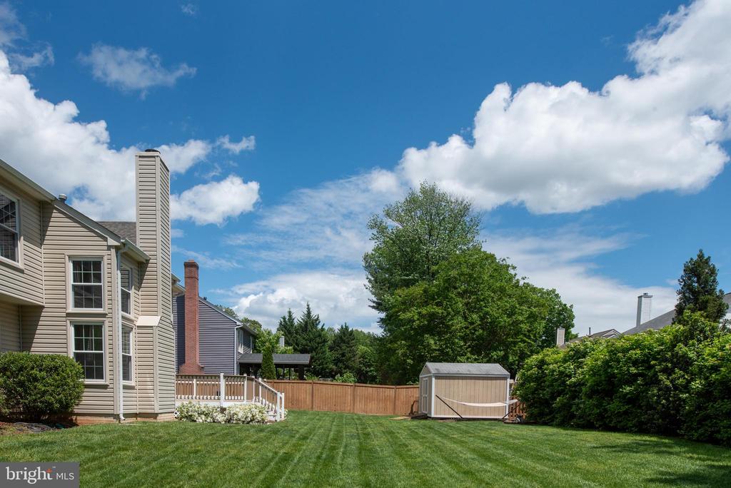 11 Ashbrook Rd