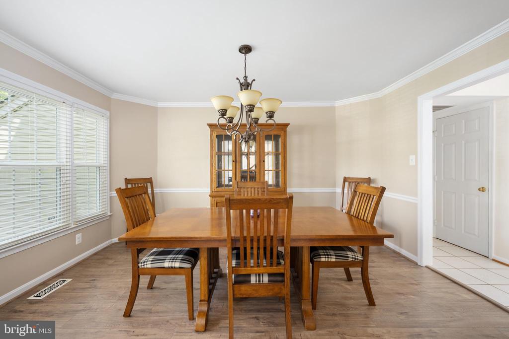 11 Ashbrook Rd