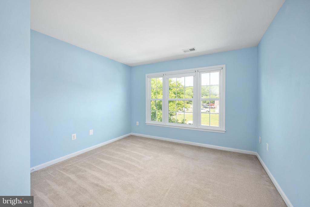 11 Ashbrook Rd