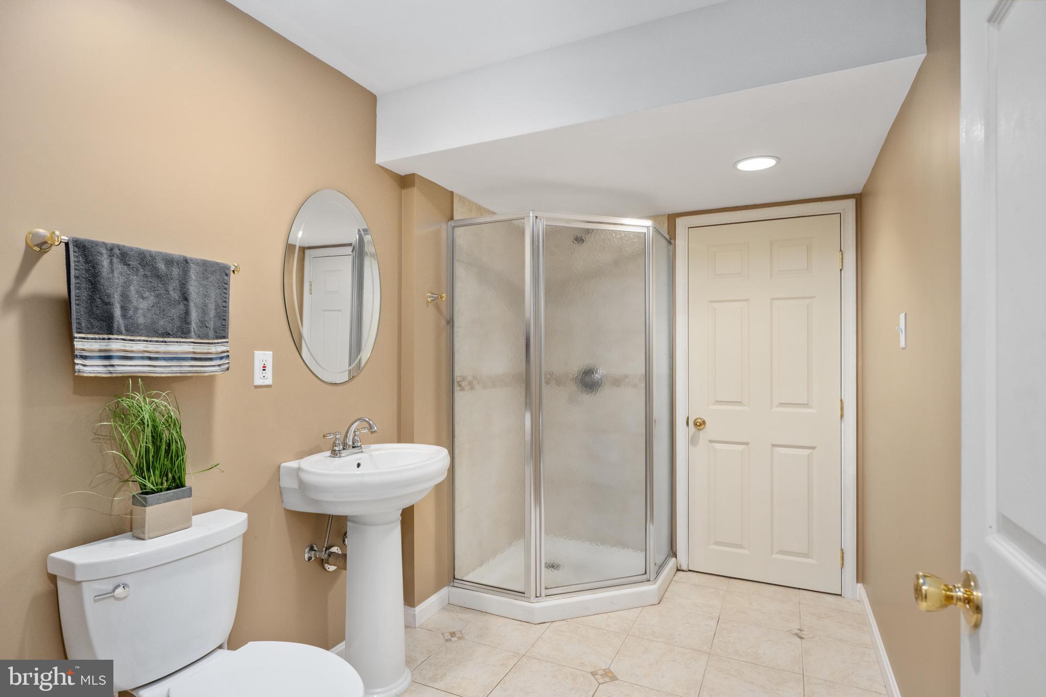 11 Ashbrook Rd