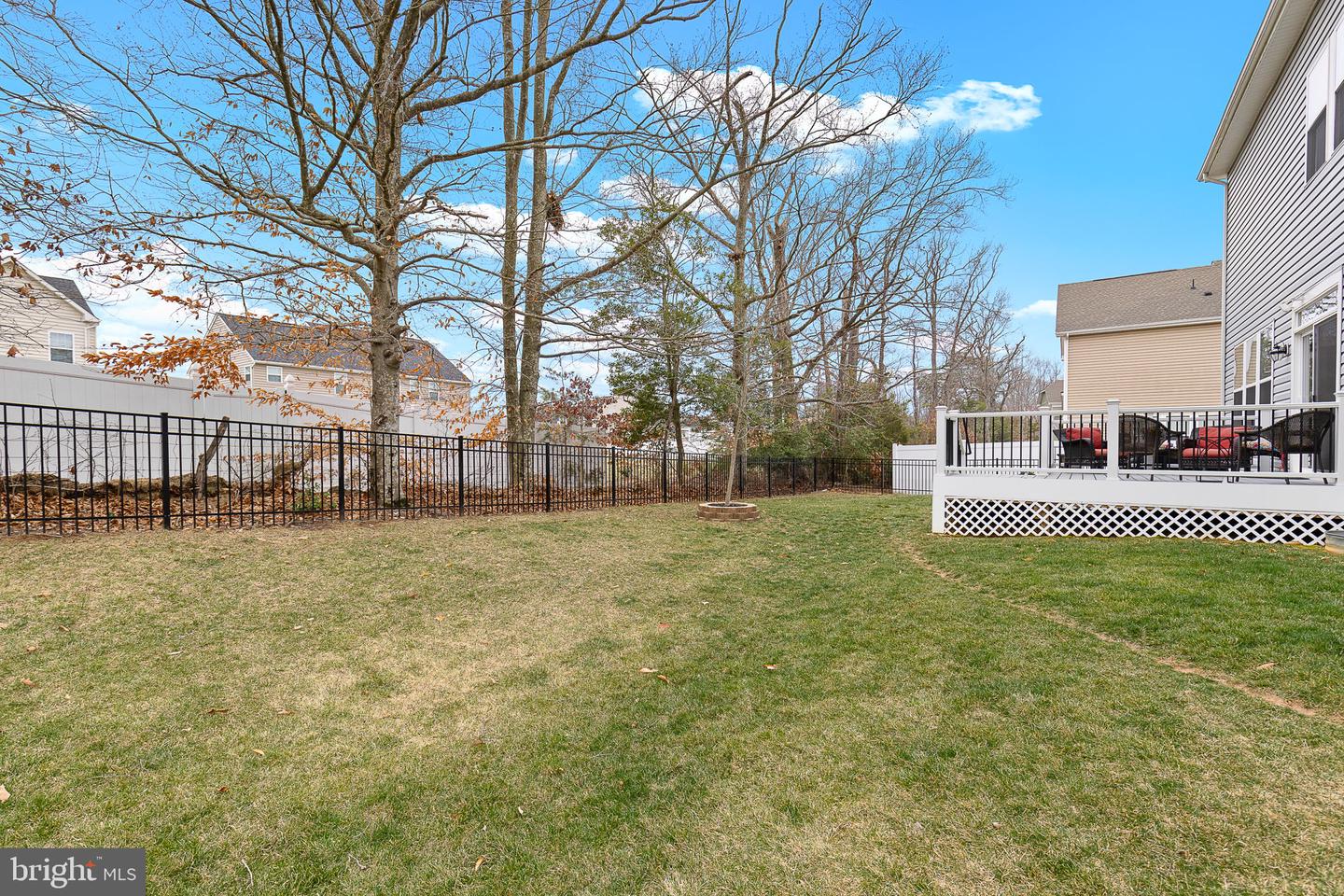 47 Shermans Ridge Rd