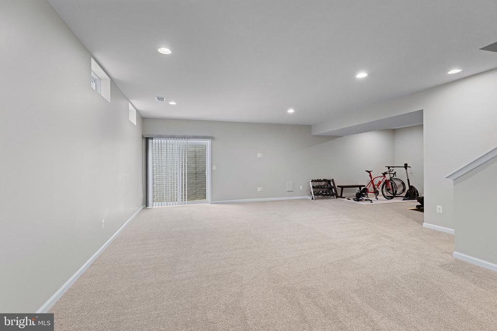 47 Shermans Ridge Rd