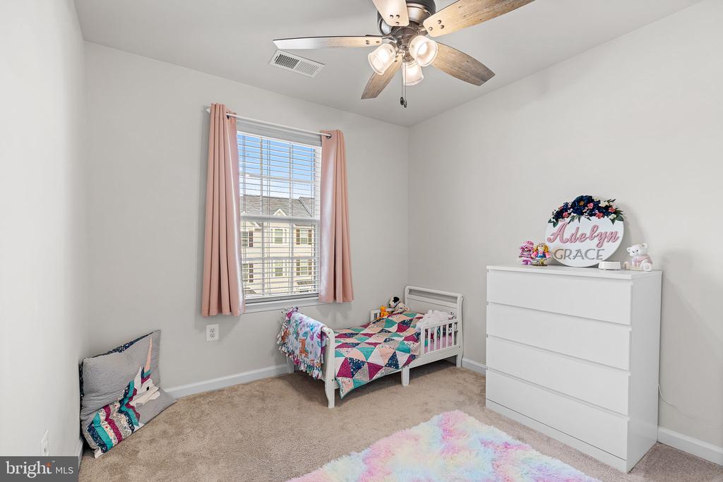 511 Landing Dr