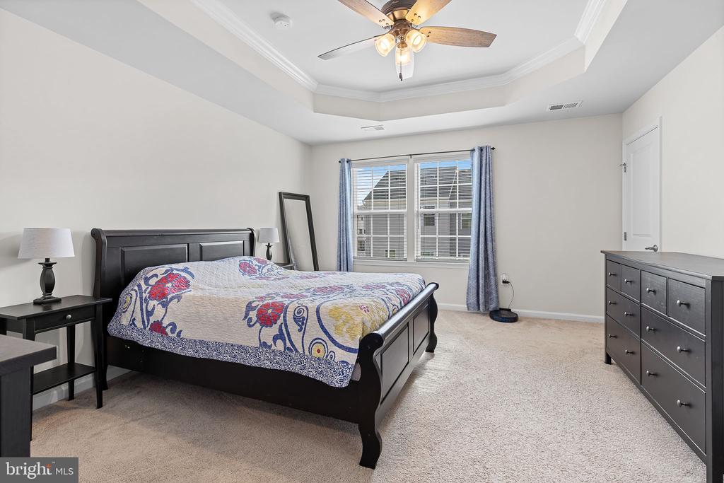 511 Landing Dr