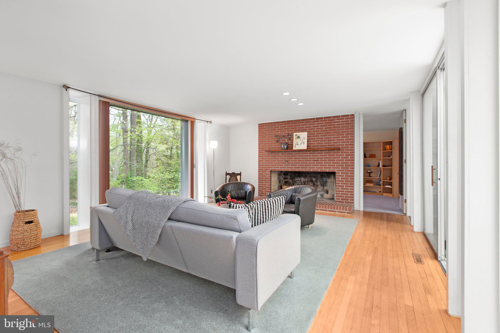 103 Lake Shore Dr