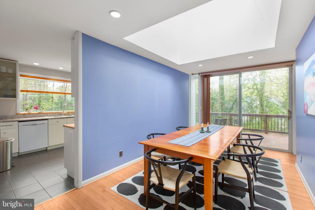 103 Lake Shore Dr
