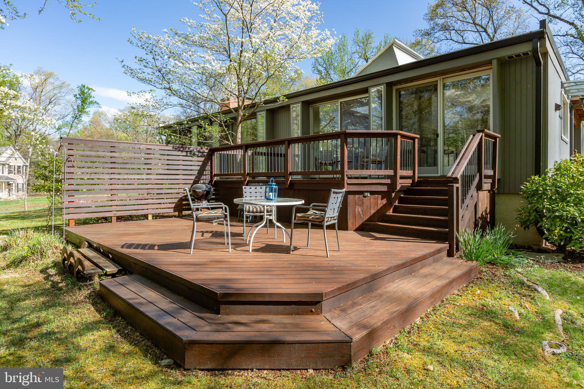 103 Lake Shore Dr