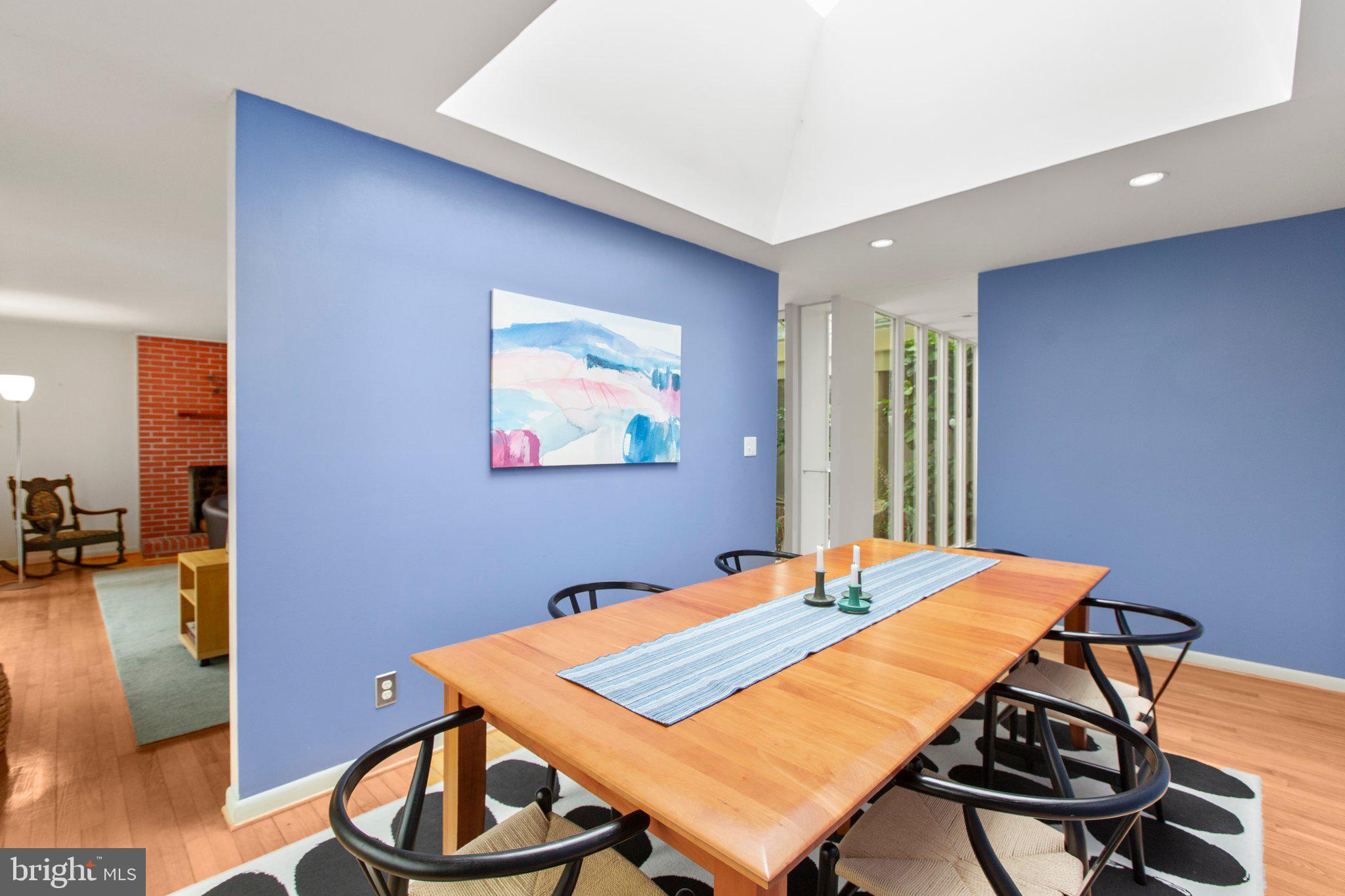 103 Lake Shore Dr