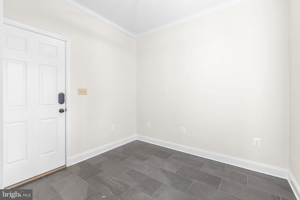 153 Harwill Dr