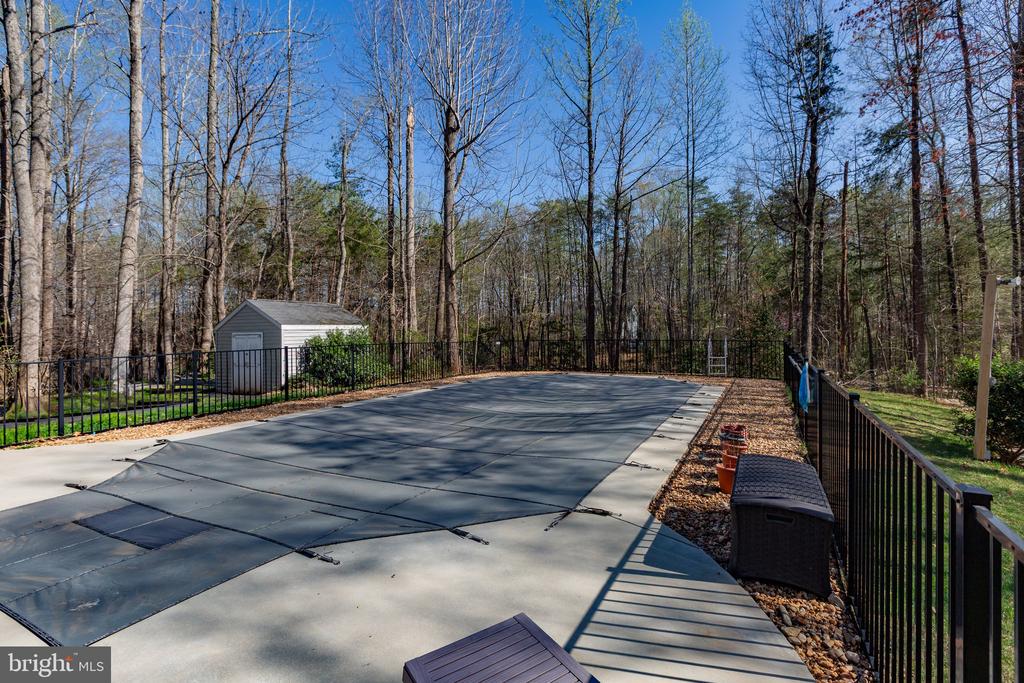 153 Harwill Dr