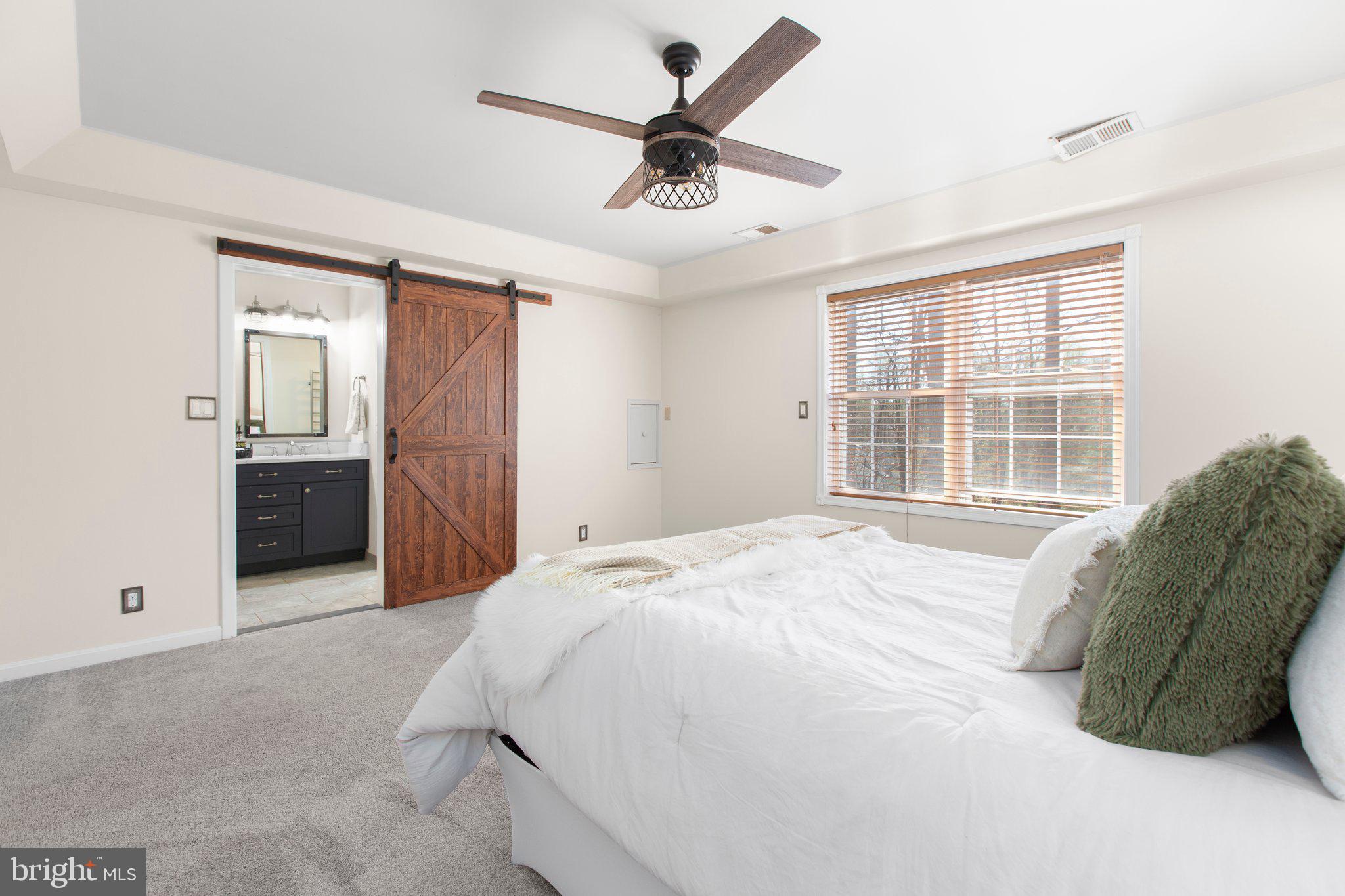 153 Harwill Dr