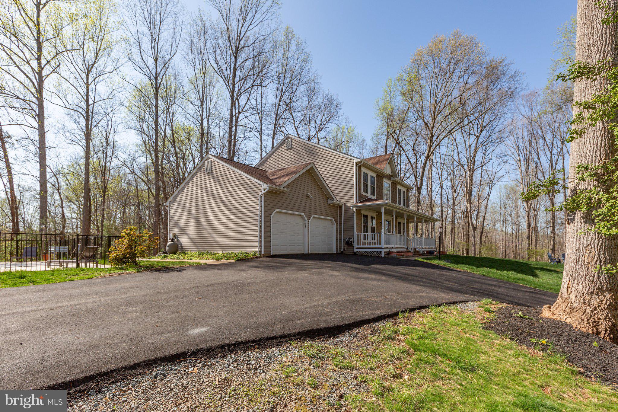 153 Harwill Dr