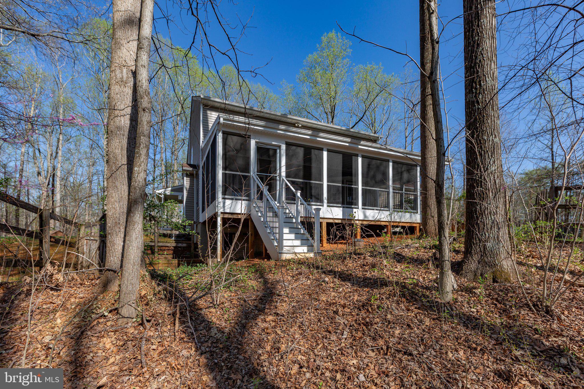 153 Harwill Dr