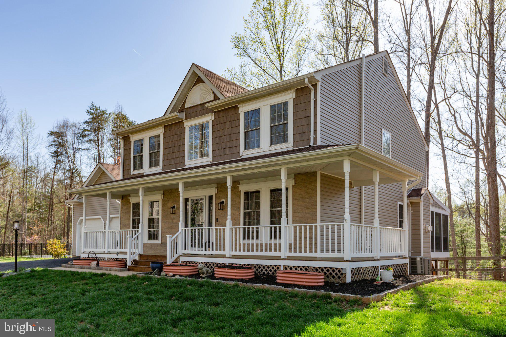 153 Harwill Dr