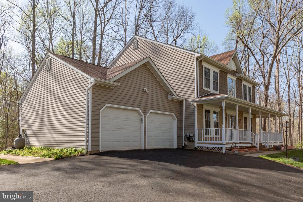 153 Harwill Dr