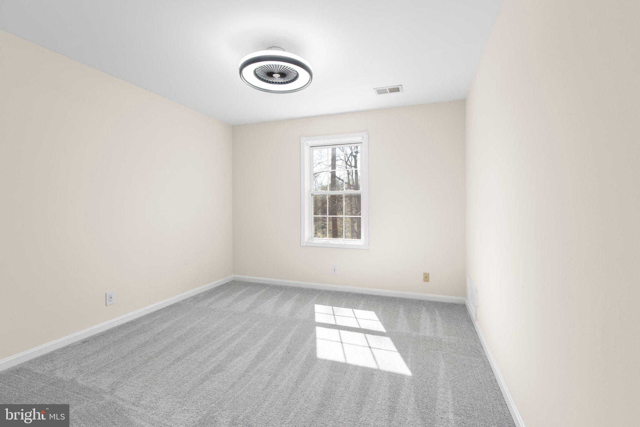 153 Harwill Dr