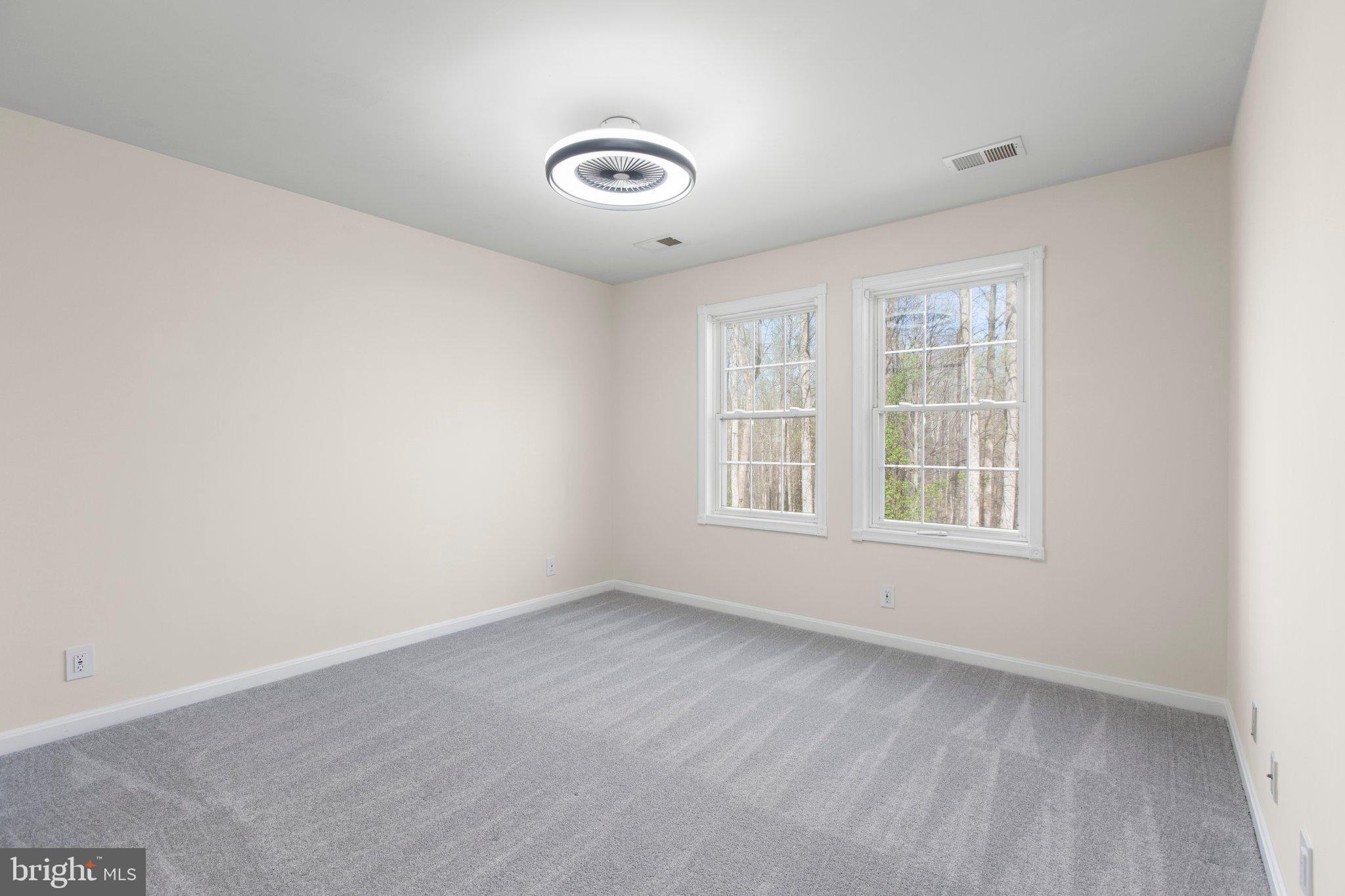 153 Harwill Dr