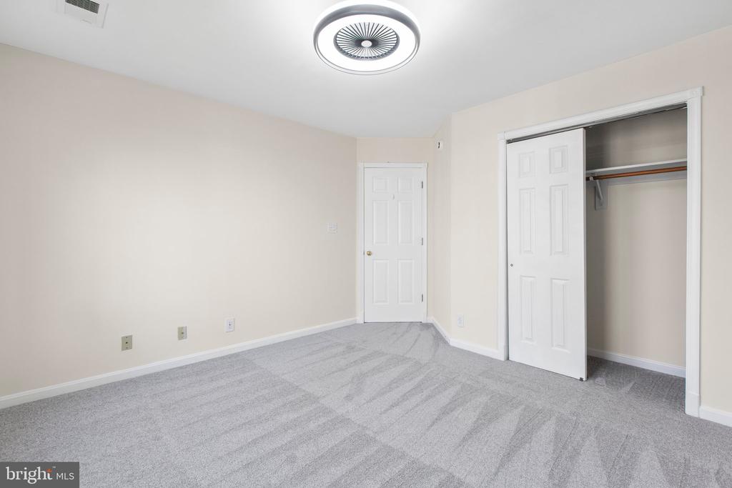 153 Harwill Dr