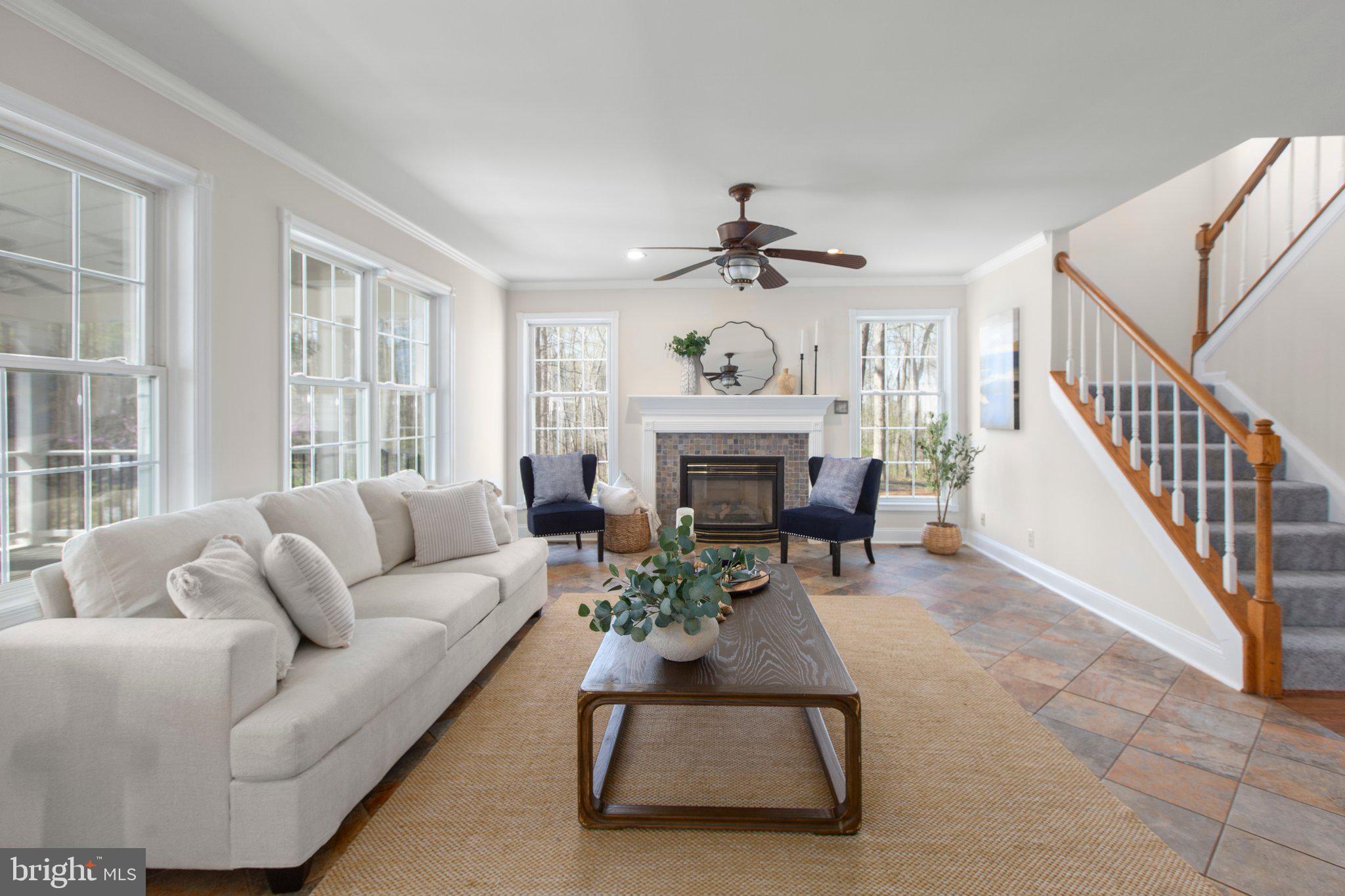 153 Harwill Dr