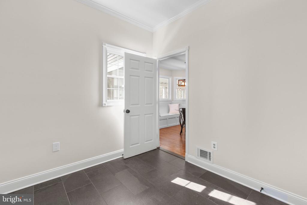 153 Harwill Dr