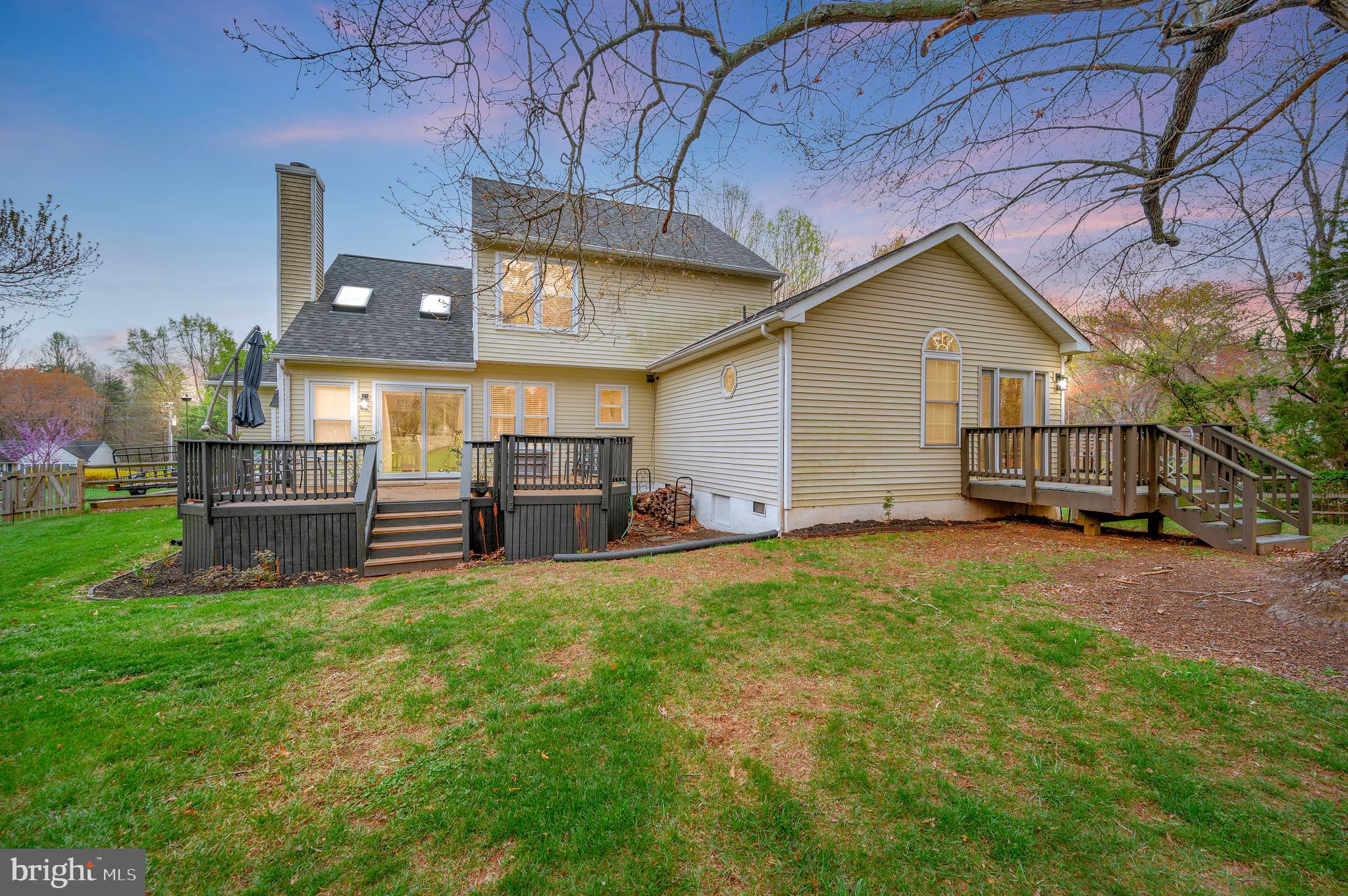 3 Hay Barn Rd