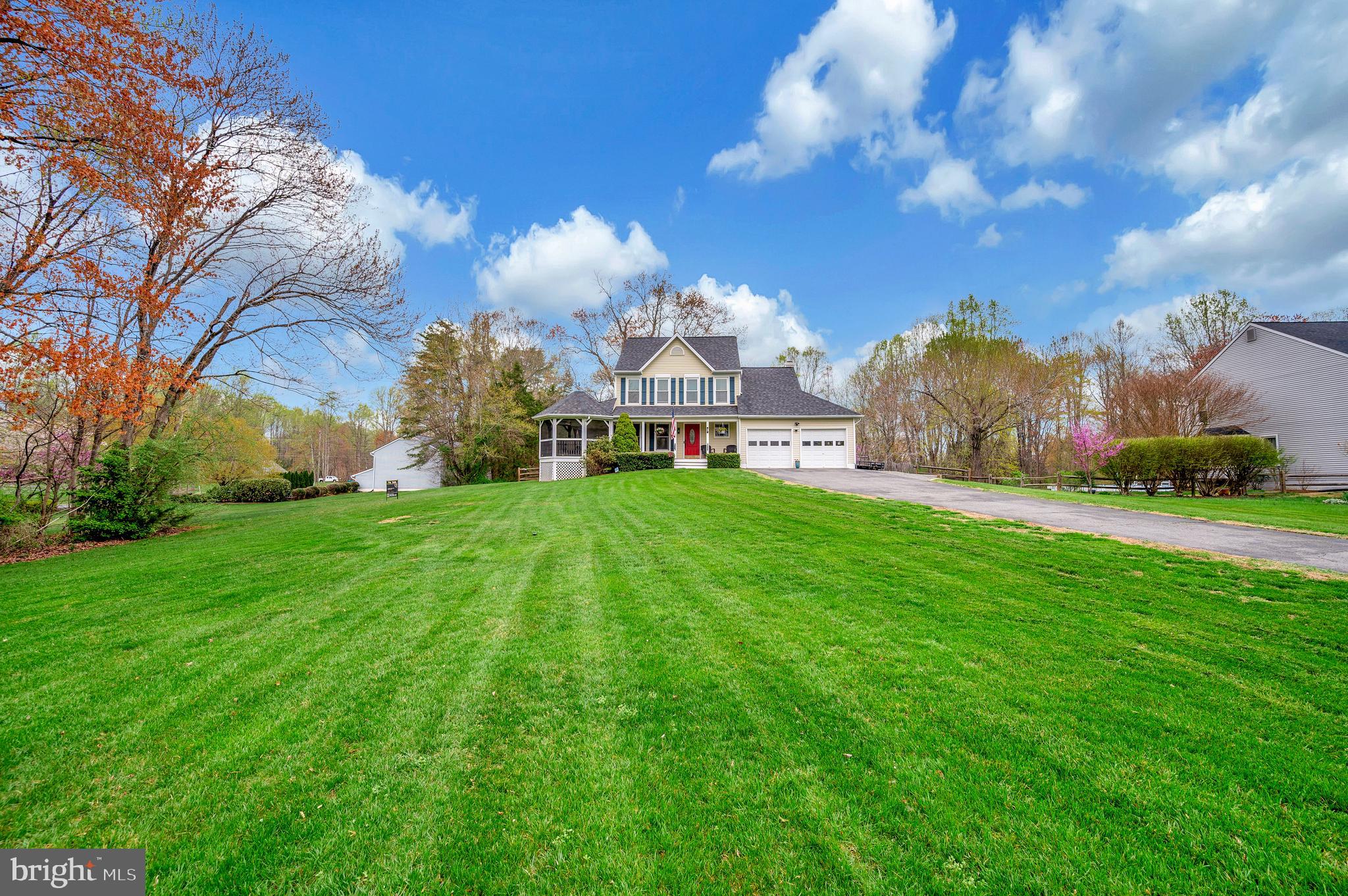 3 Hay Barn Rd