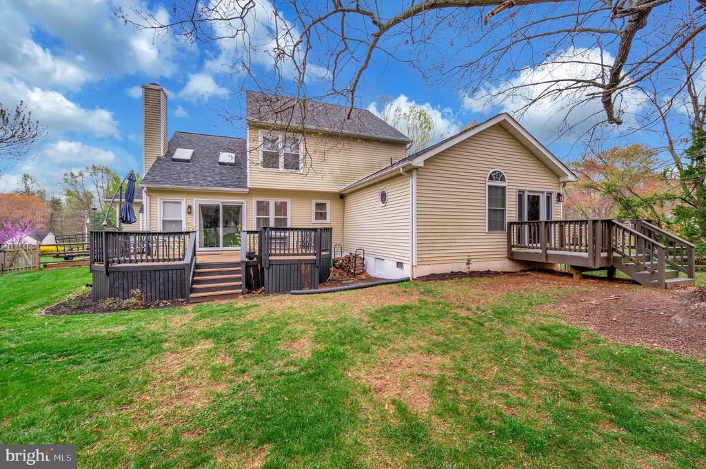 3 Hay Barn Rd