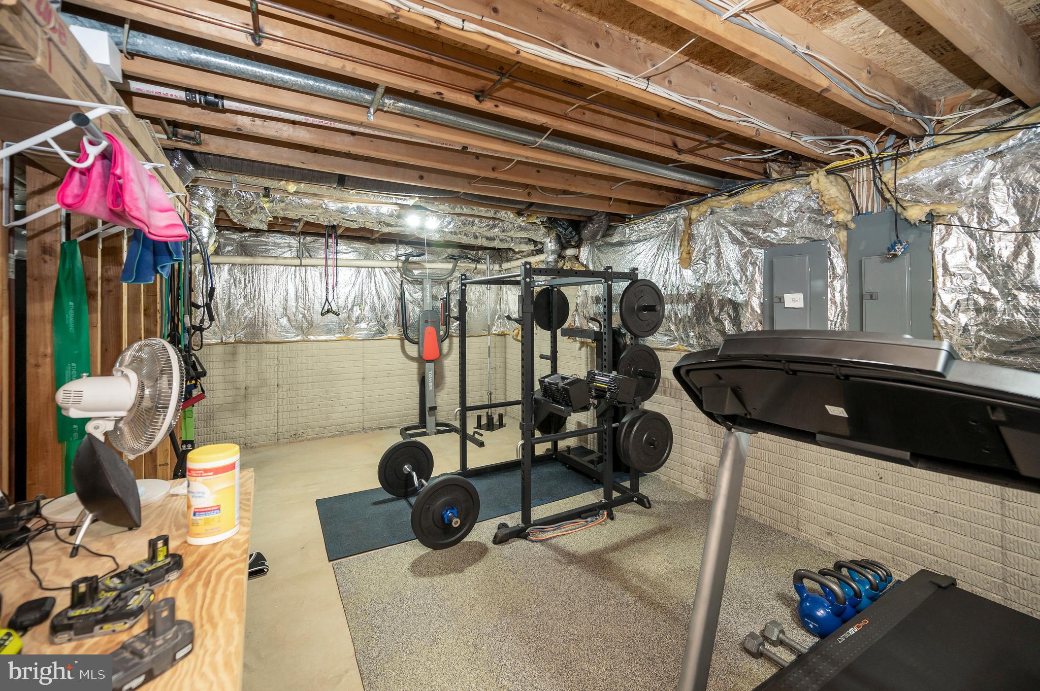 3 Hay Barn Rd