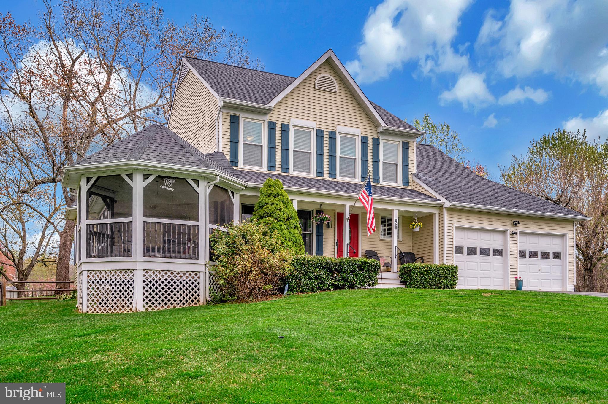 3 Hay Barn Rd