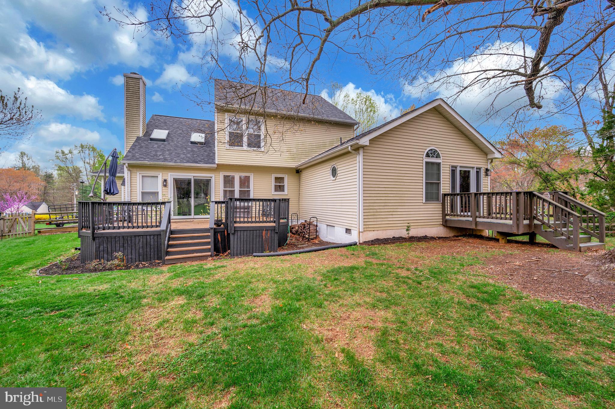 3 Hay Barn Rd