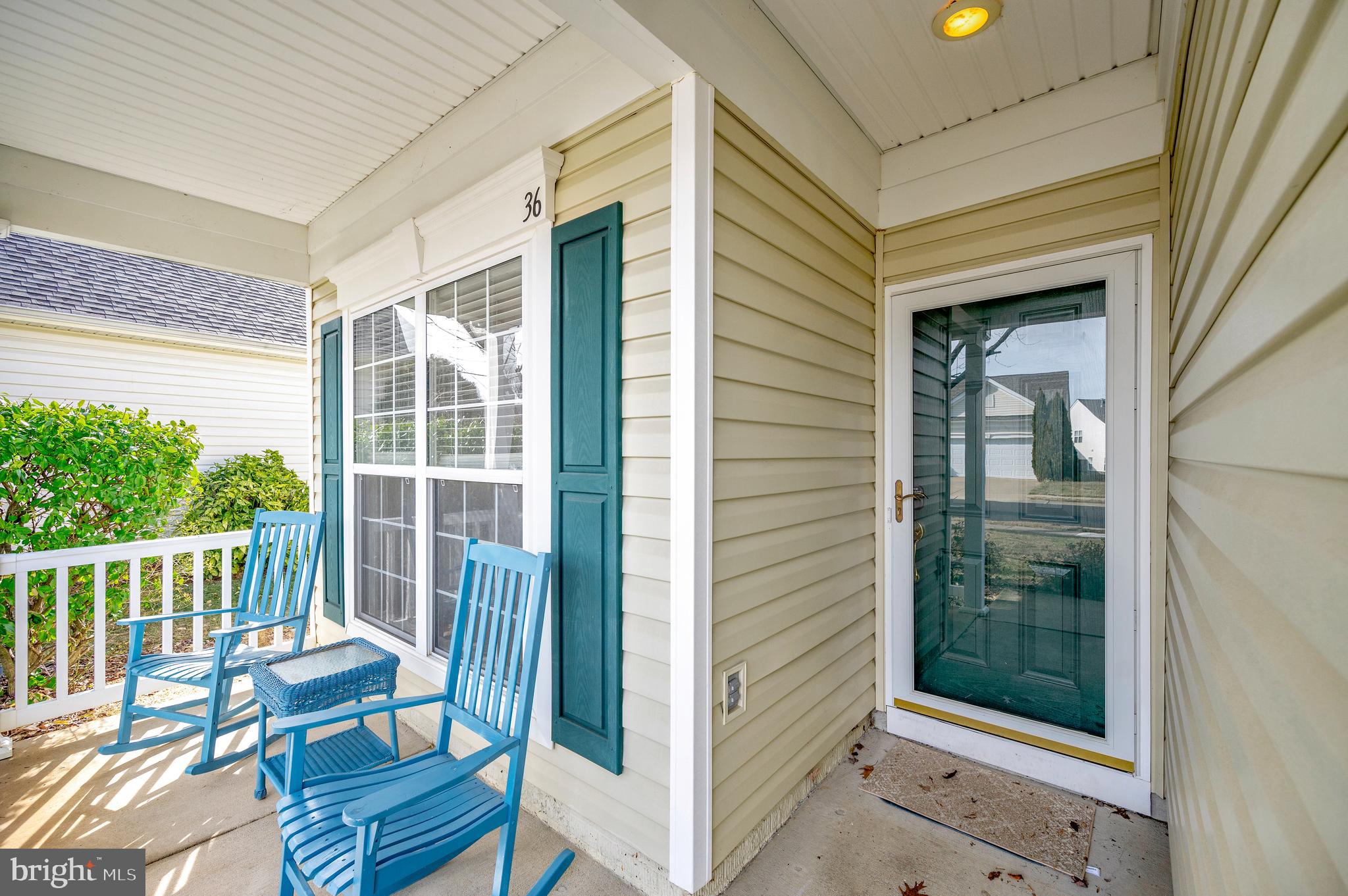 36 Chantilly Pl