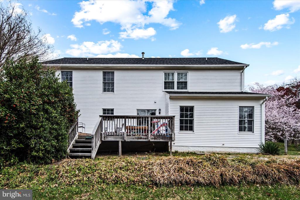 5 Evanshire Dr