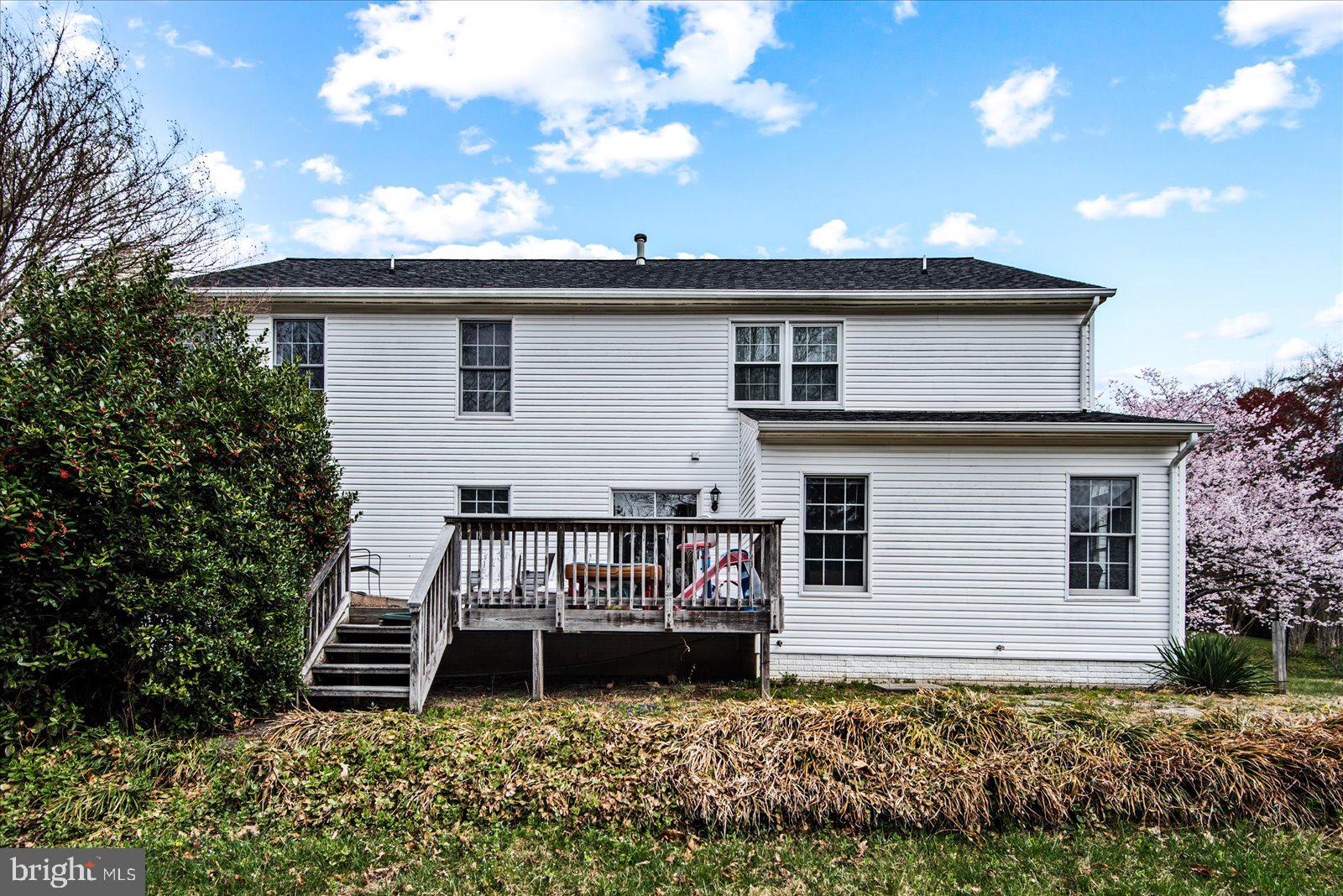 5 Evanshire Dr