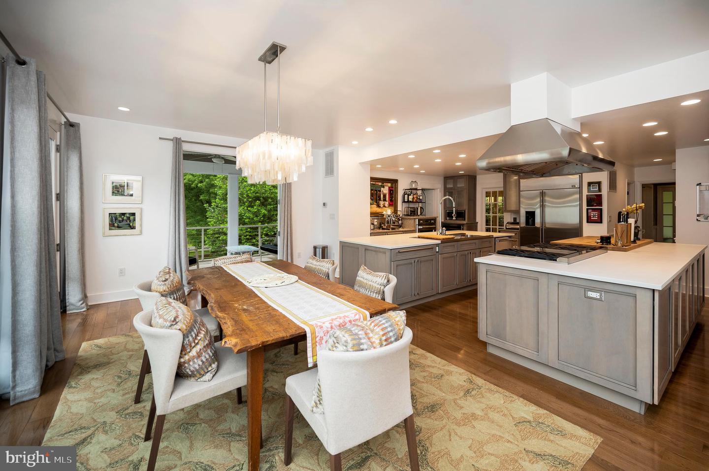 313 Ingleside Dr