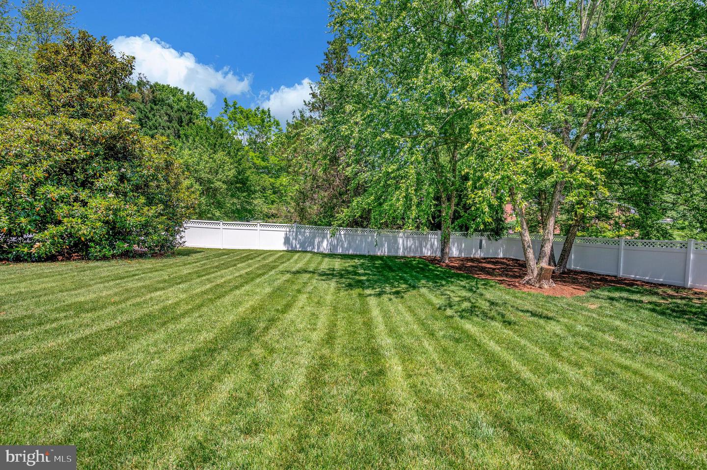 313 Ingleside Dr