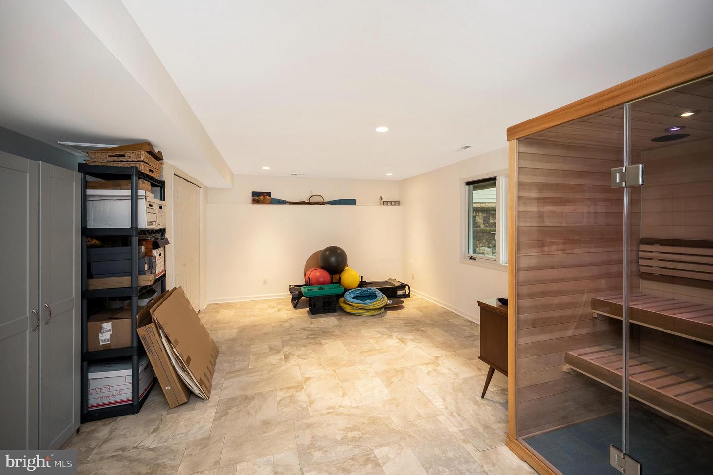 313 Ingleside Dr