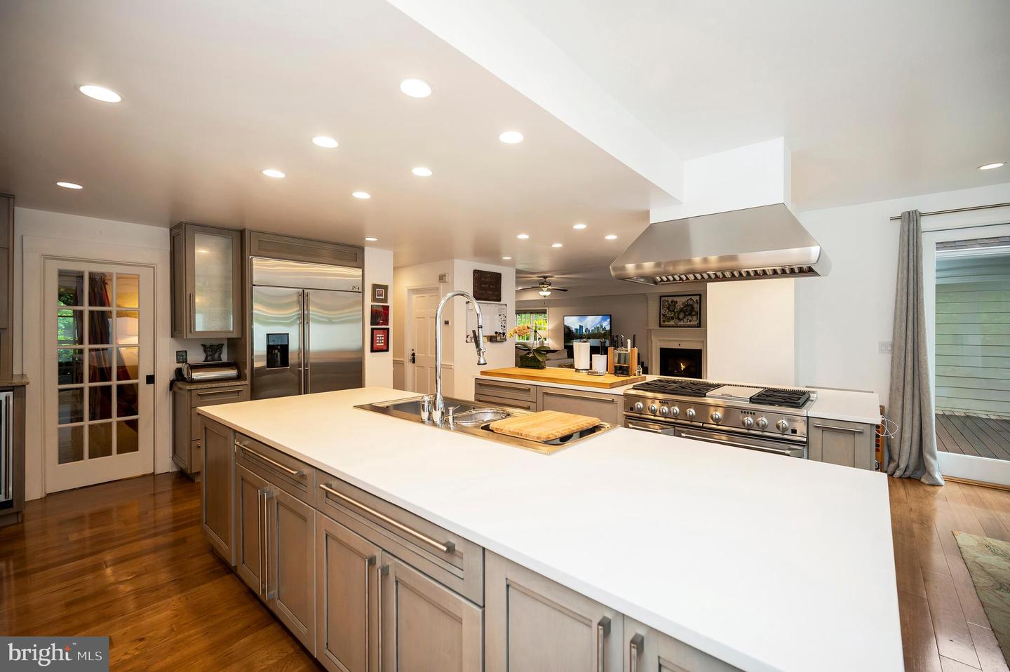 313 Ingleside Dr