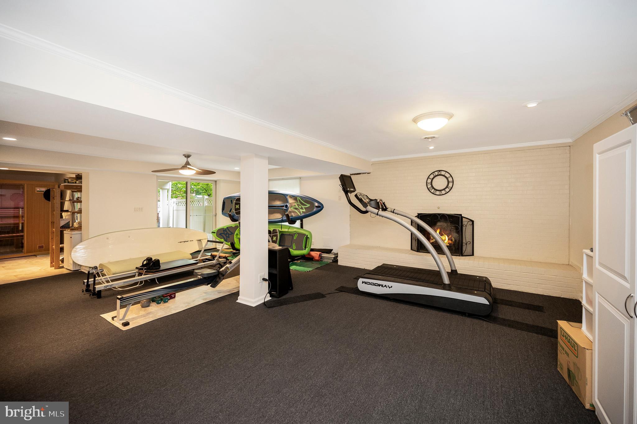 313 Ingleside Dr
