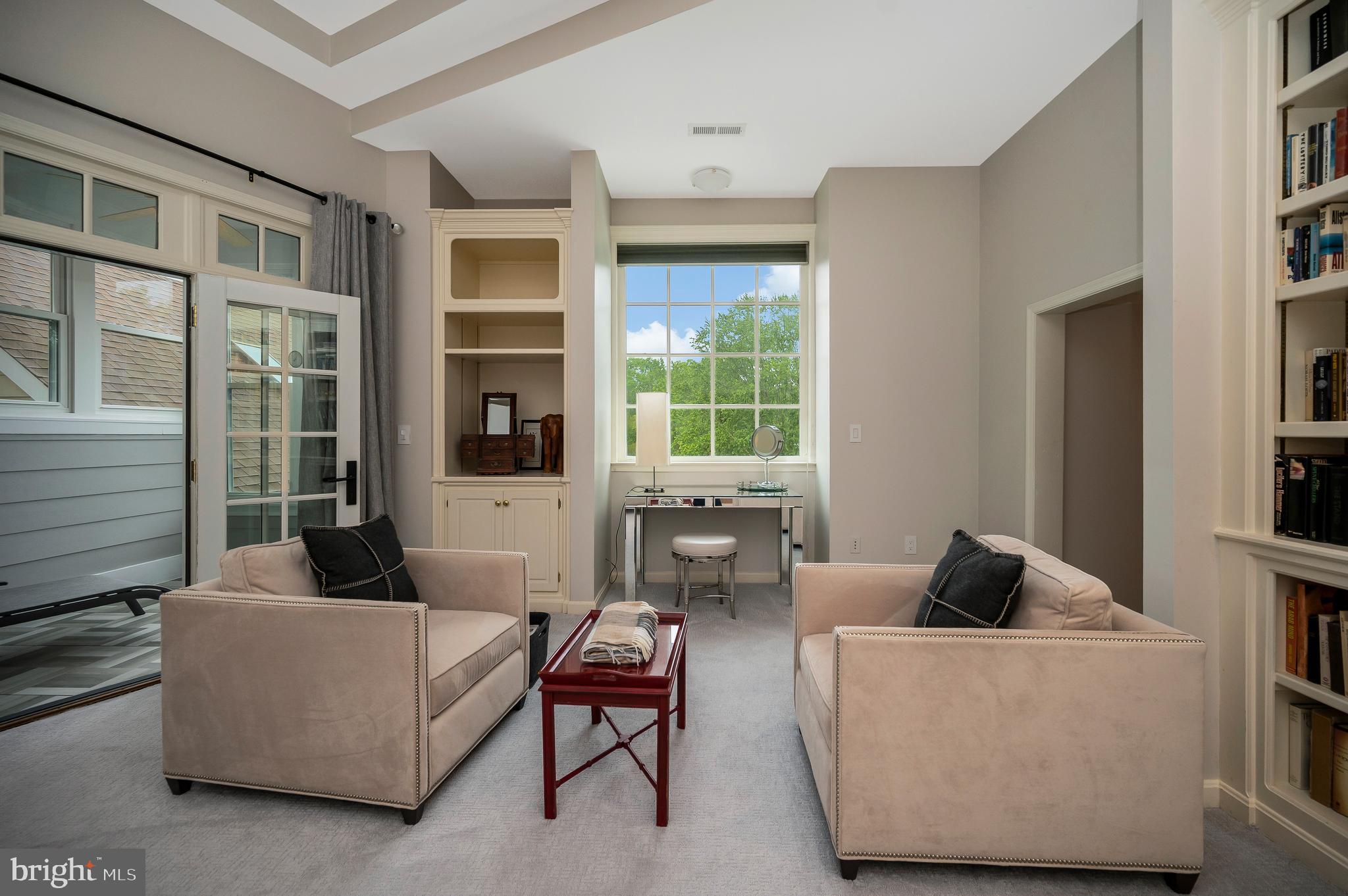 313 Ingleside Dr