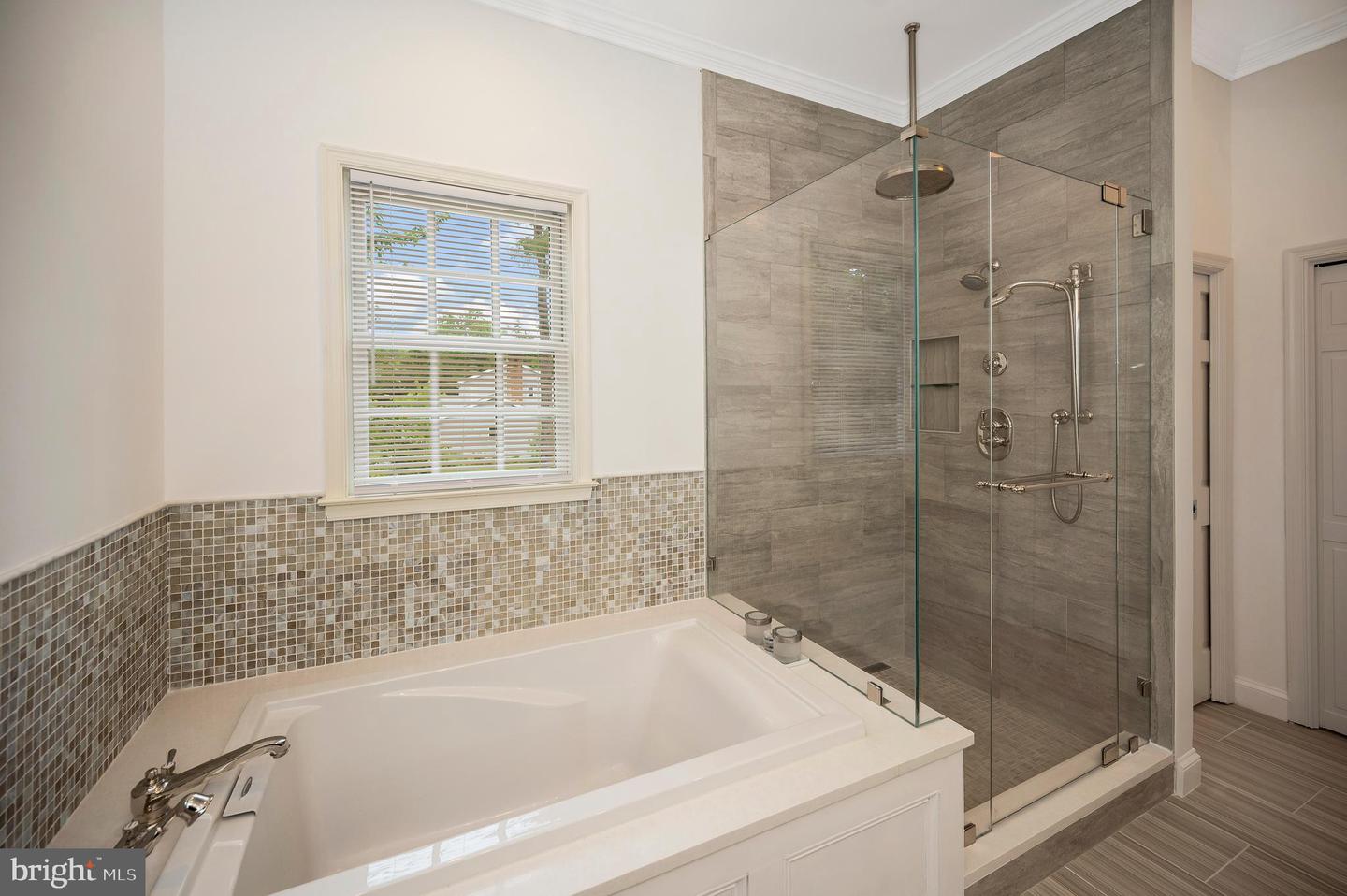 313 Ingleside Dr